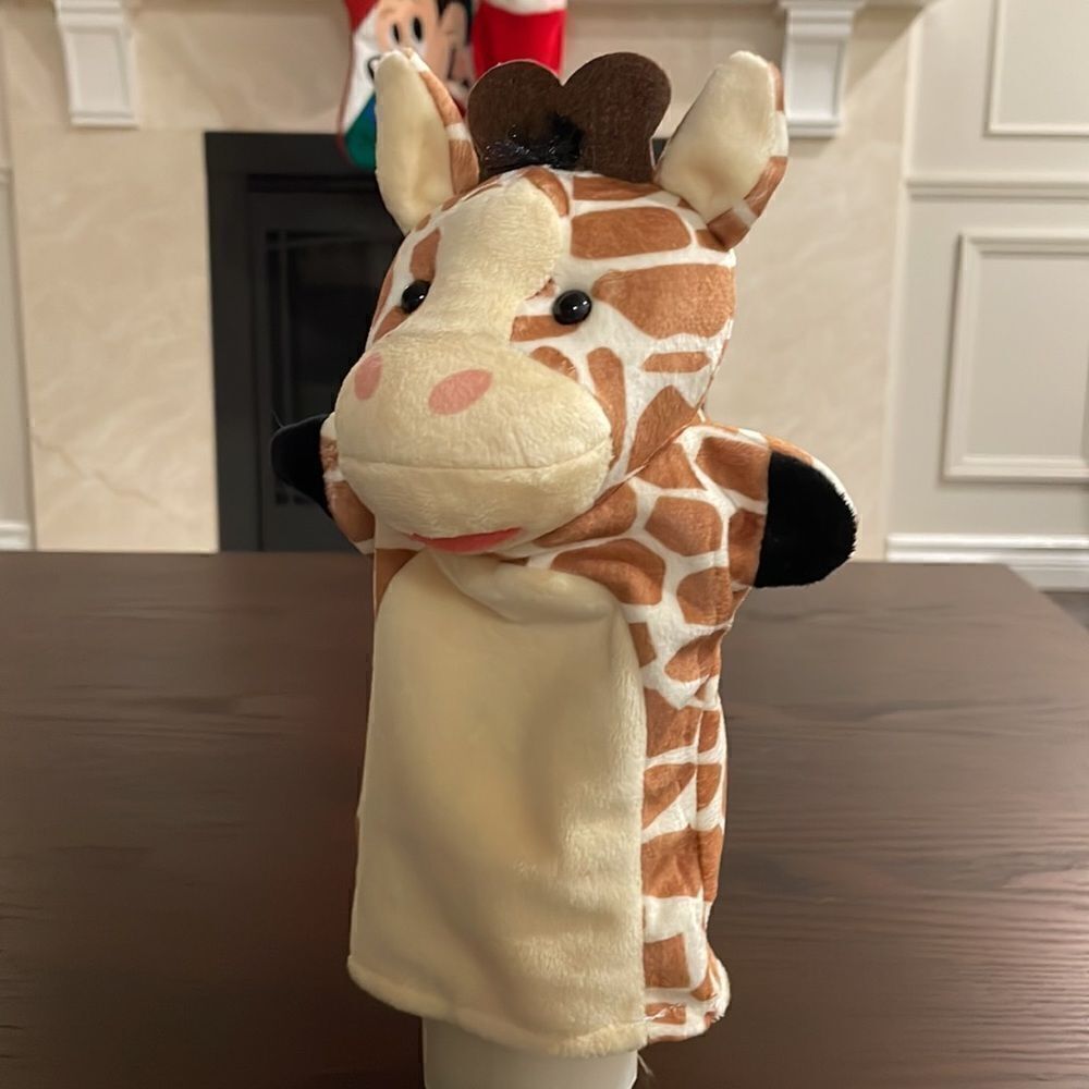 Melissa and Doug Giraffe Zoo Animal Hand Puppet Excellent Condition 10” tall - Picture 5 of 5